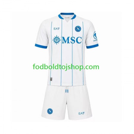 Napoli Børn Udebane Fodboldsæt 2026-27 S/S (+ Korte bukser) Napoli Børn Udebane Fodboldsæt 2026-27 S/S (+ Korte bukser)